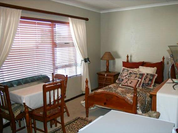 4 Bedroom Property for Sale in Stilbaai Wes Western Cape